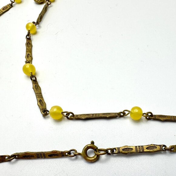 Vintage Art Deco Uranium Glass Pendant Necklace — Yellow Vaseline Cabochon — EUC - Picture 6 of 9